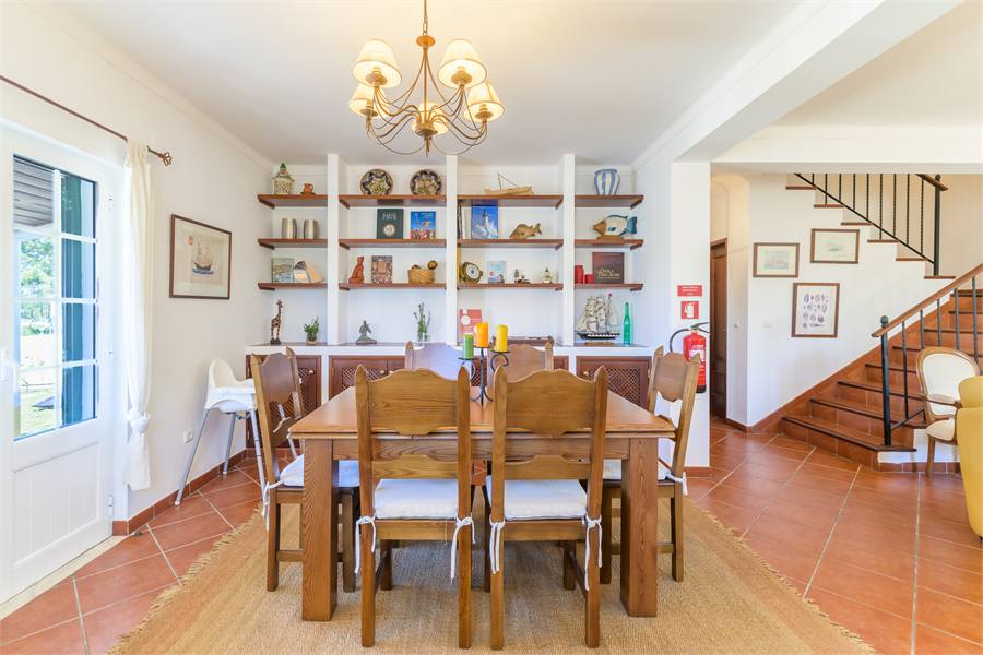 Área de jantar vista da sala